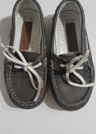 Мокасины шершавые zara. размер 24. стелька 15 см