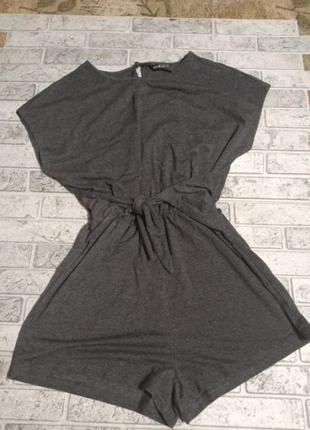 Фирменный комбинезон