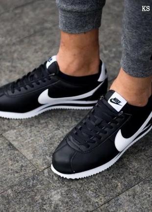 Nike cortez