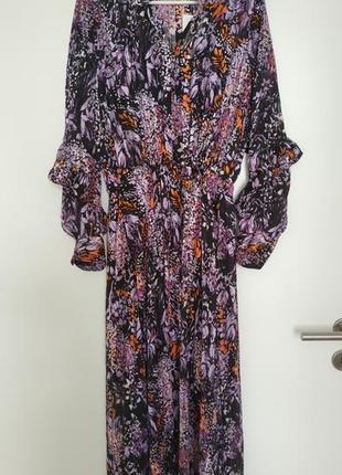 Ошатне довге плаття inwear