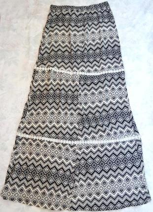 Стильная юбка в пол с миленькими вставочками з кружева2 фото
