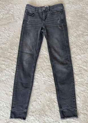 Джинсы zara
