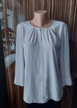 Очень красивая нежная лёгкая светло-сиреневая блузка