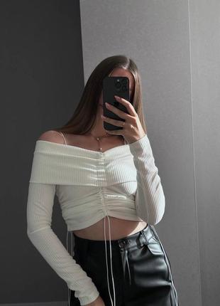 Ніжний топ в рубчик мустанг з регульованою довжиною