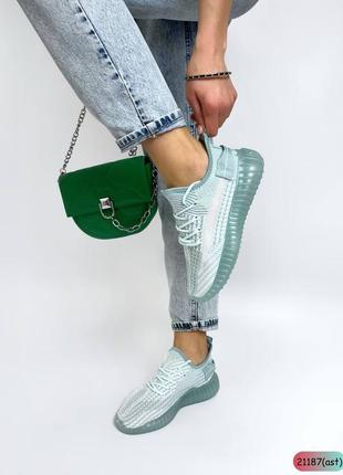 Классные кеды