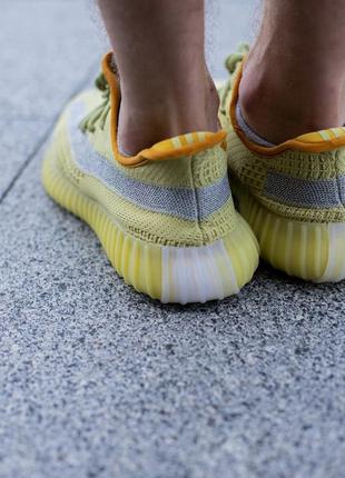 Жіночі кросівки adidas yeezy boost 350  люкс якість4 фото