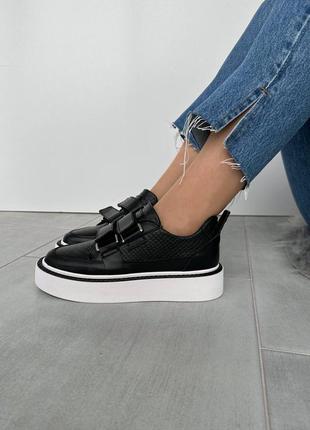 Черные женские кроссовки кеды на липучках на высокой подошве утолщенной из натуральной кожи2 фото