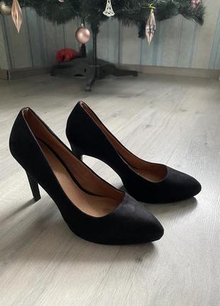 Каблуки лодочки