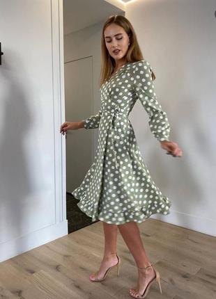 Сукня на запах