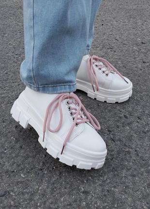 Стильные качественные белые женские туфли на платформе классические женские туфли на шнуровке молодежные женские туфли на весну туфли эко кожа
