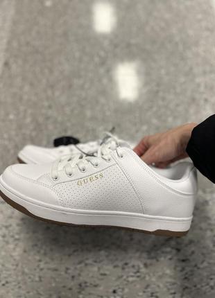 Кеди guess