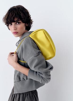 Атласная желтая сумка через плечо zara new1 фото