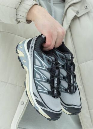 Кросівки в стилі salomon