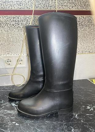 Сапоги резиновые