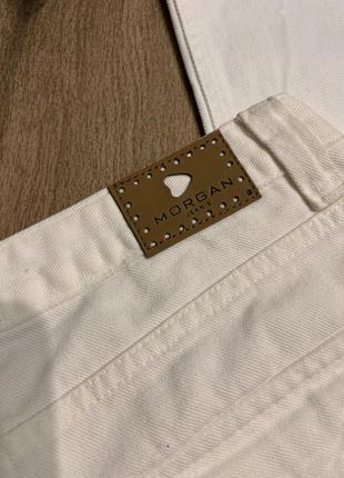 Трендовые белые широкие джинсы клеш с низкой талией4 фото