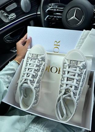 Прекрасные женские кеды в стиле dior b23 low logo white grey premium серые8 фото