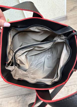Женская стильная и качественная сумка шоппер из искусственной кожи черная с красным7 фото
