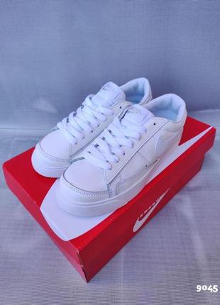 Кроссовки найк женские подростковые nike blazer low white reflective