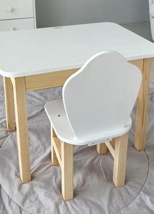 Белый столик и стульчик детский . от 1 до 7 лет