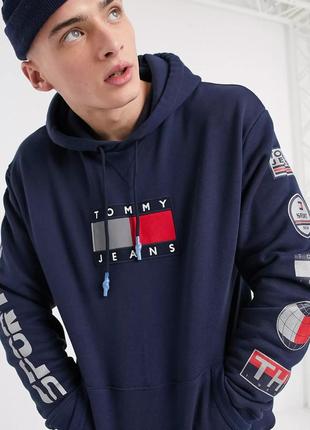 Оригинал | мужской спортивный худи tommy jeans в синем цвете с рефлективным лого на груди