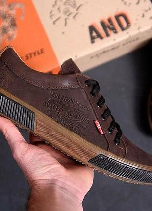 Мужские кожаные кеды levis chocolate classic, мужские кожаные коричневые кроссовки, мужские классические кеды