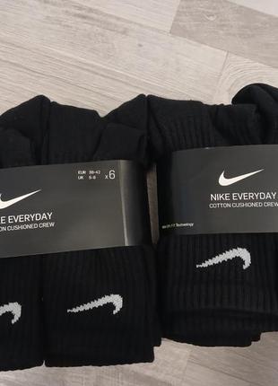 Набір чоловічих шкарпеток, розмір 38-42, бренду nike, оригінал, нові.