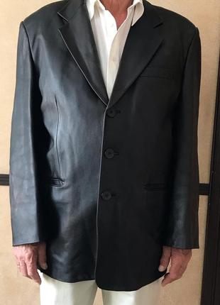 Шкіряний демісезонний піджак