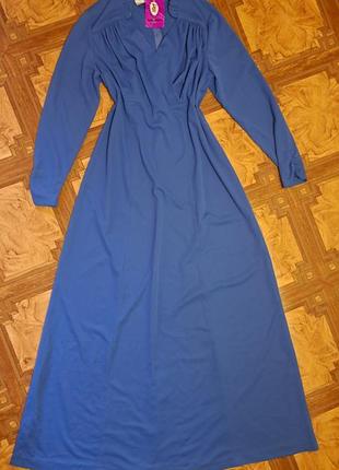 Нова фірмова сукня