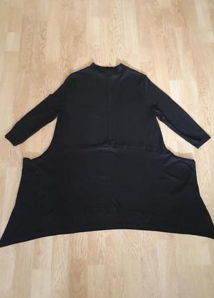 Туника черная.