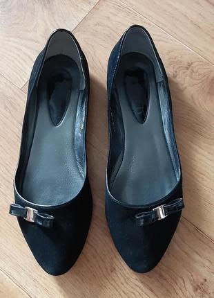 Модні балетки з натуральної замші