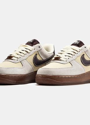 Женские замшевые кроссовки nike air force 1 "coffee"5 фото