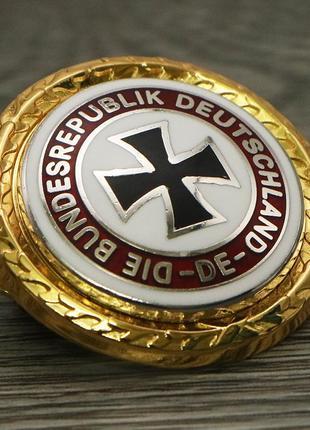 Сувенир емалевий значок часів другої світової війни, знак відмінності залізного хреста позолота