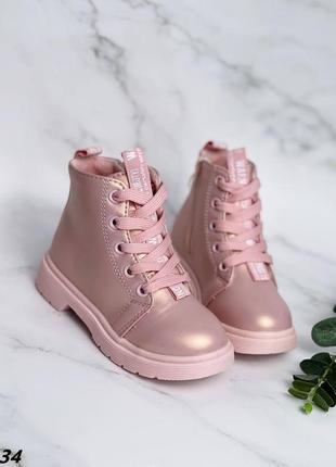 Ботинки материал эко-кожа внутри флис цвет розовый на шнуровке + молния деми ботинки
