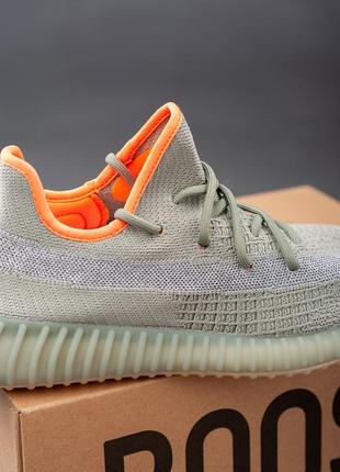 Adidas yeezy boost desert sage🆕 чоловічі кросівки адідас ізі 🆕 сірий/помаранчевий5 фото