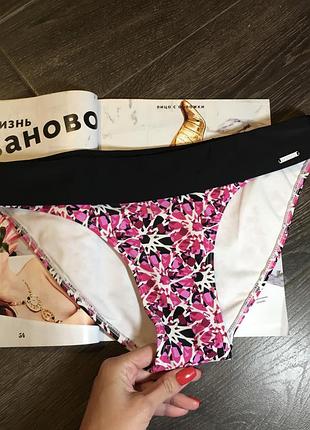 Яркие плавки от купальника !