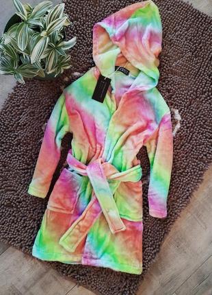 Мягенький халатик на 6-8 років новий