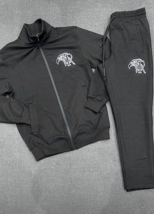 Спортивний костюм