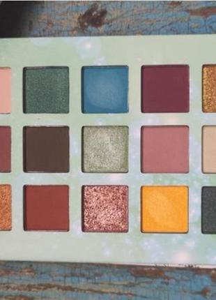 Палетка теней для век i heart revolution elf omg palette book collection8 фото