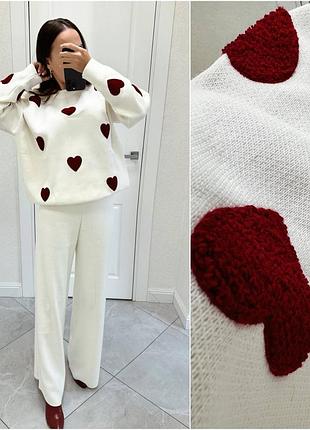 Костюм с фактурными сердечками♥️
