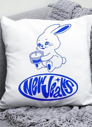 Декоративна подушка плюшева подарунок з принтом kpop newjeans idol