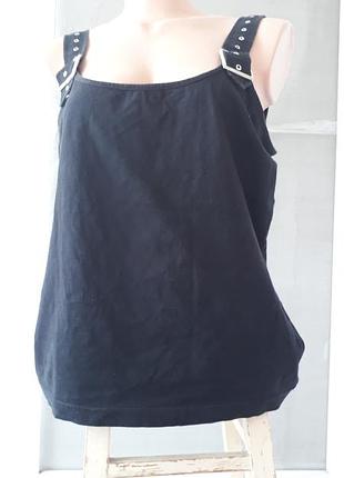 Чорна Майка з металевими застібками