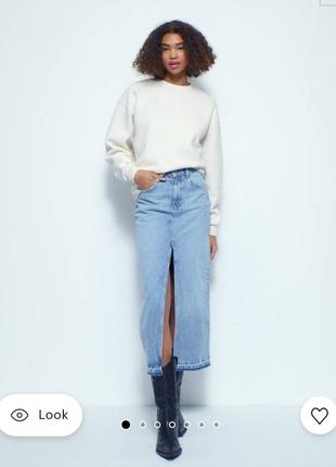 Must have! джинсовая спледница pull &amp; bear original spain спледница миди щиком3 фото