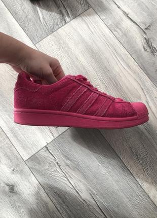 Adidas superstar розовые кроссовки 36 23,5 см замшевые натуральные малиновые