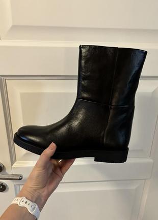 Чоботи massimo dutti 6