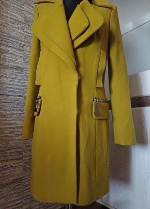 Пальто розміри s та l