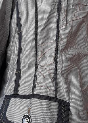 Пиджак с вышивкой6 фото