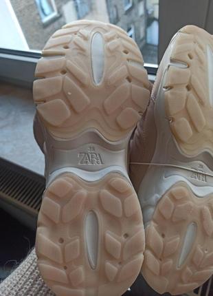 Кроссовки zara с бантом