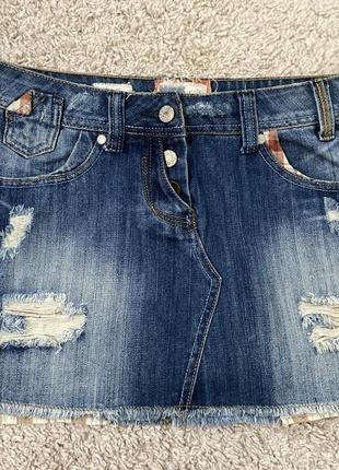Актуальная джинсовая мини юбка No2983 фото