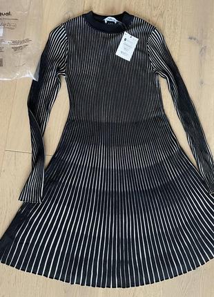 Desigual  сукня , розмір s5 фото
