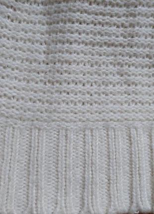 Белый теплый свитер, зимний светощет8 фото
